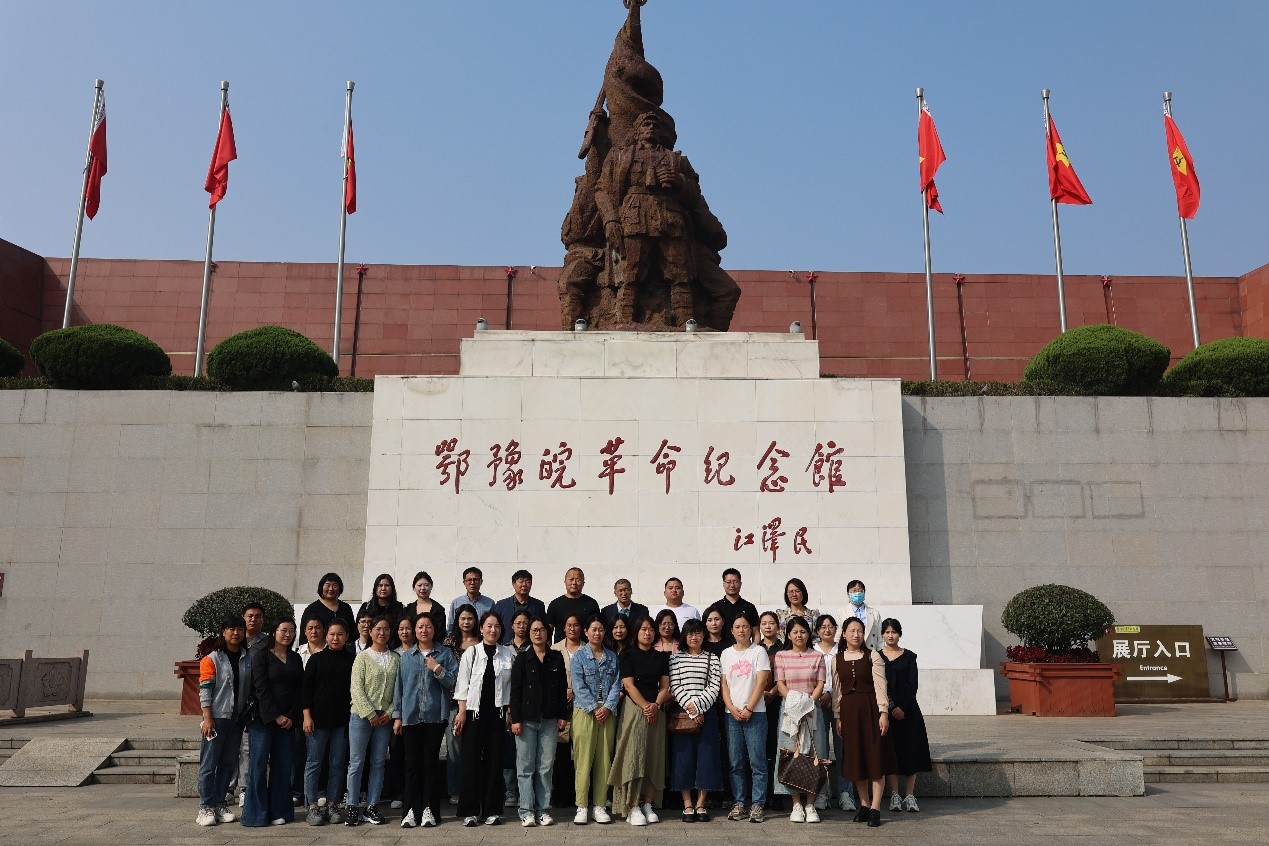 pg电子官方网站举办“国培计划”平舆县初中语文骨干教师研修班综合实践教育活动